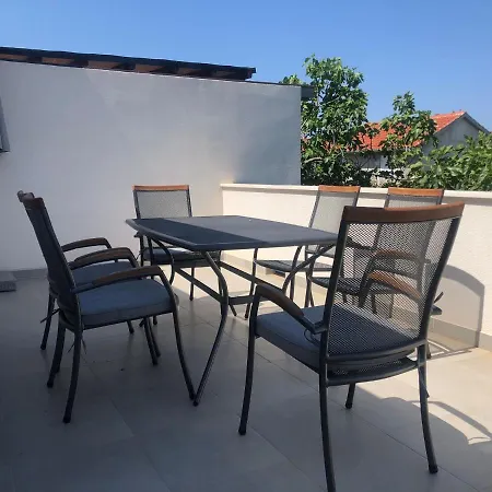 Daire Dz Privlaka (Zadar)