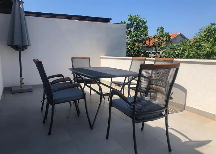 Apartment Dz Privlaka (Zadar)