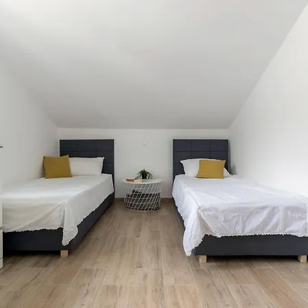 Apartment Dz *
